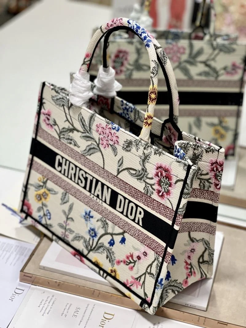 GoodFit Christian Dior Shopping Bags 46229