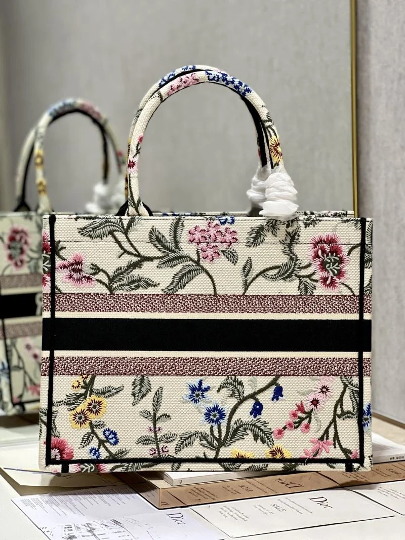 GoodFit Christian Dior Shopping Bags 46229