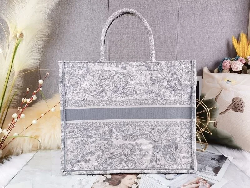 Resilient Christian Dior Shopping Bags 46293