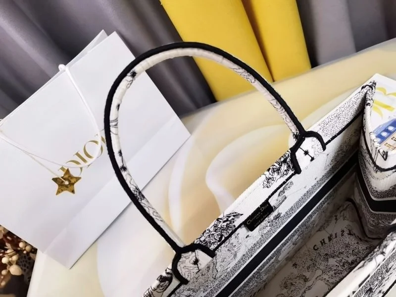 Christian Dior Shopping Bags SmoothTexture 46205