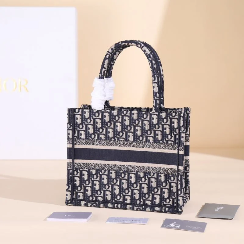 Christian Dior Shopping Bags Fashionable 46313