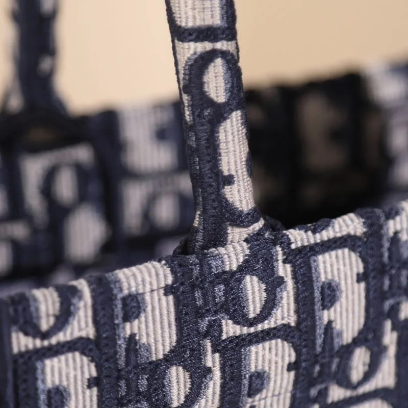 Christian Dior Shopping Bags Fashionable 46313