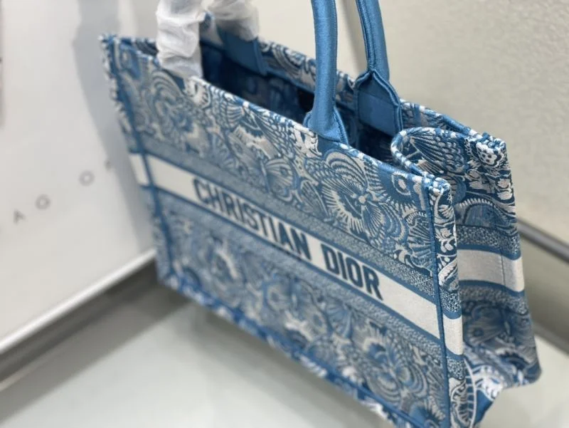 Fashionable Christian Dior Shopping Bags 46196