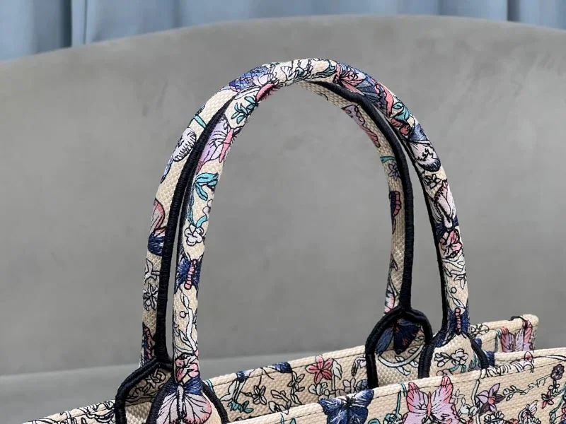 Practical Christian Dior Shopping Bags 46197