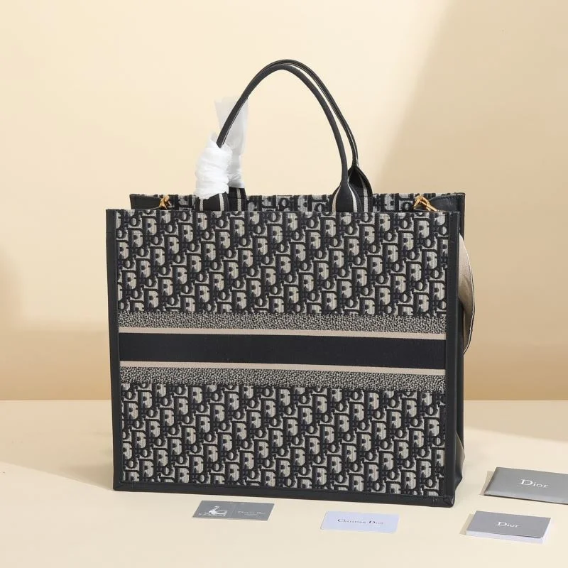 Christian Dior Shopping Bags OdorResistant 46231