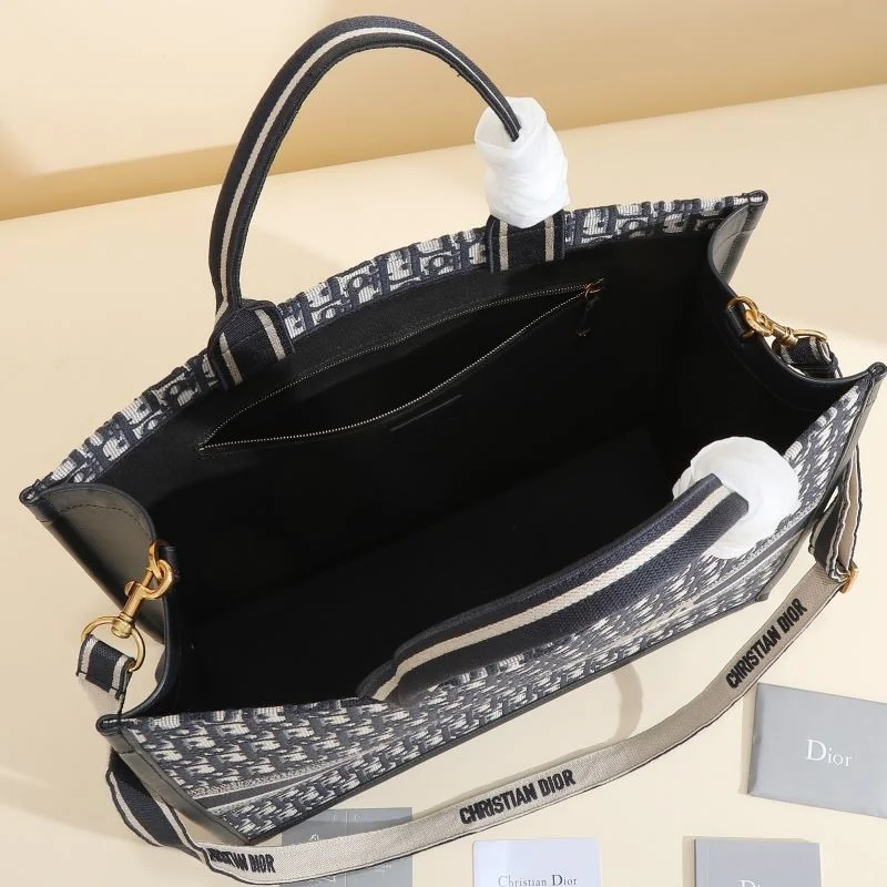 Christian Dior Shopping Bags OdorResistant 46231