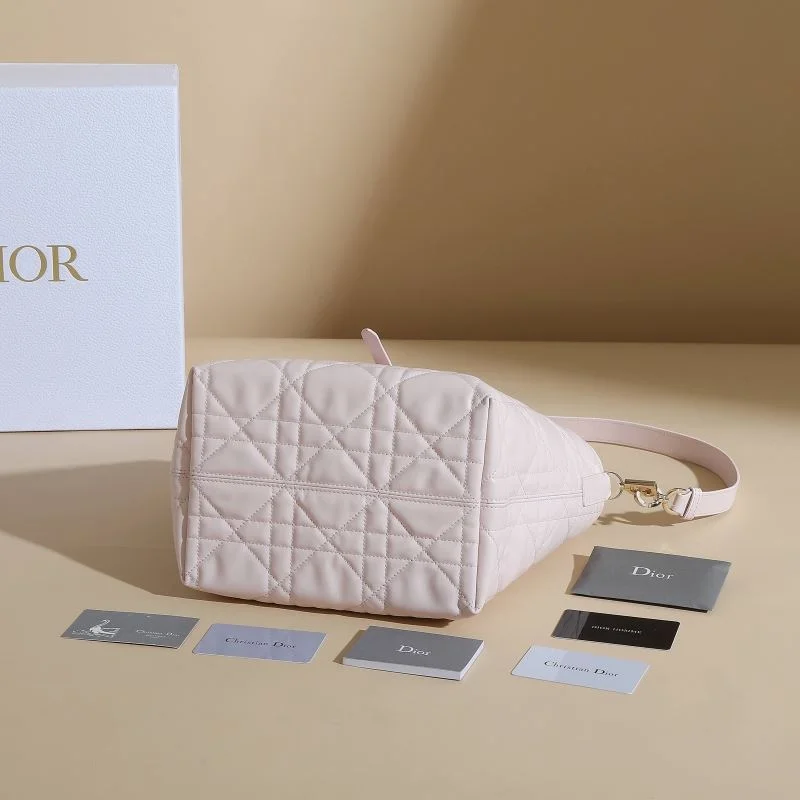 Christian Dior Shopping Bags Modern 46224