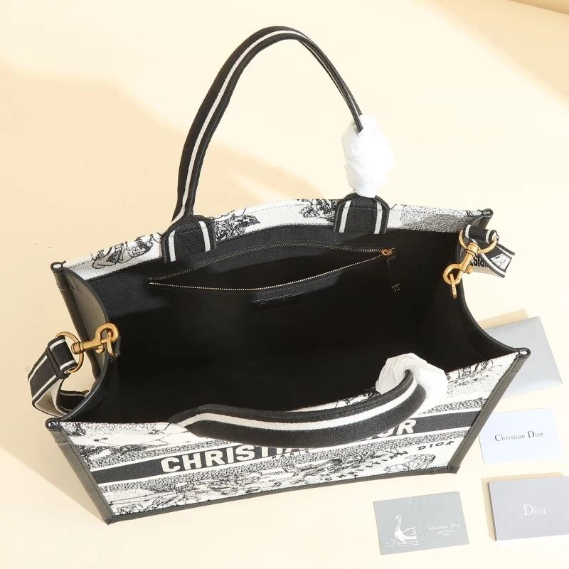 Christian Dior Shopping Bags Versatile 46181