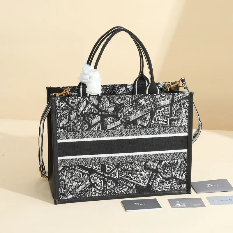 Christian Dior Shopping Bags EyeCatching 46182
