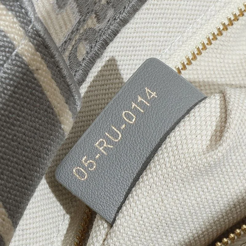 Christian Dior Shopping Bags Trendsetting 46164