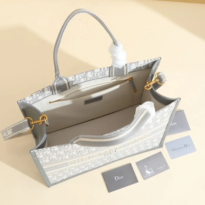 Seasonal Christian Dior Shopping Bags 46200