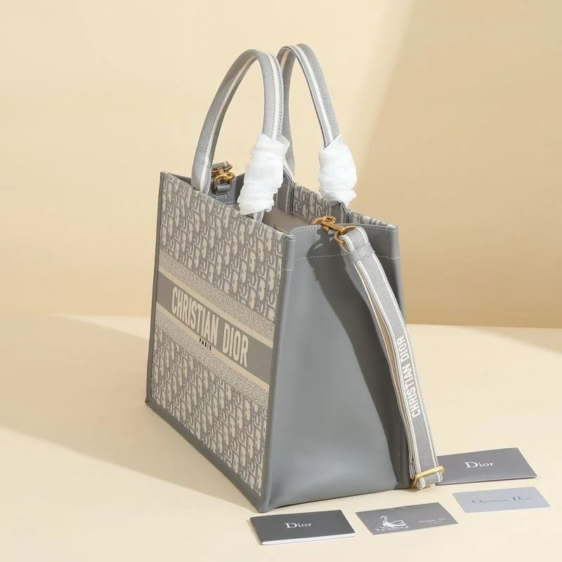 Seasonal Christian Dior Shopping Bags 46200