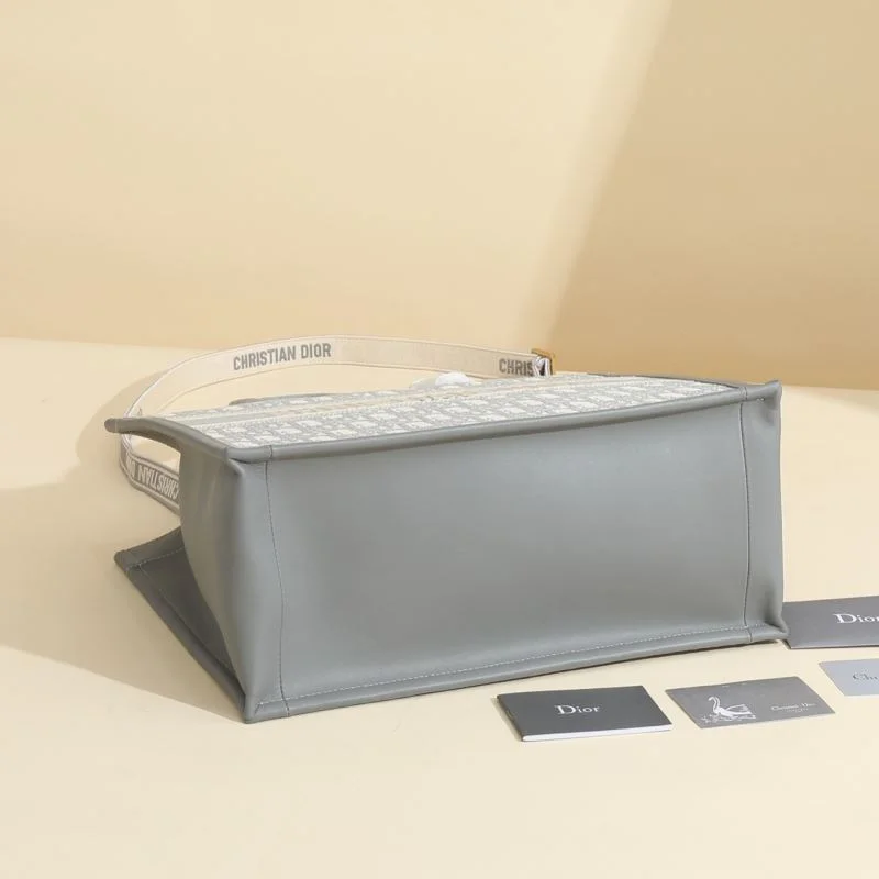 Seasonal Christian Dior Shopping Bags 46200