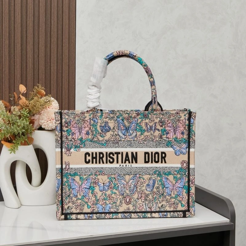 Vibrant Christian Dior Shopping Bags 86190