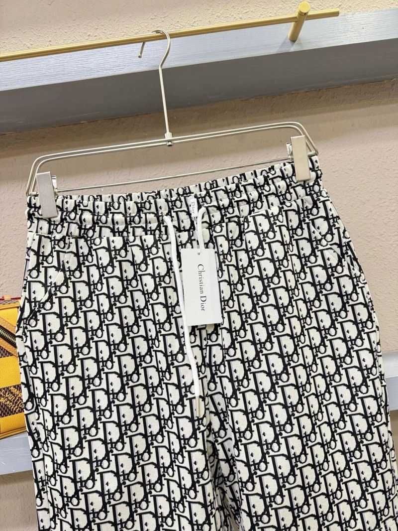 Versatile Christian Dior Short Pants 117131