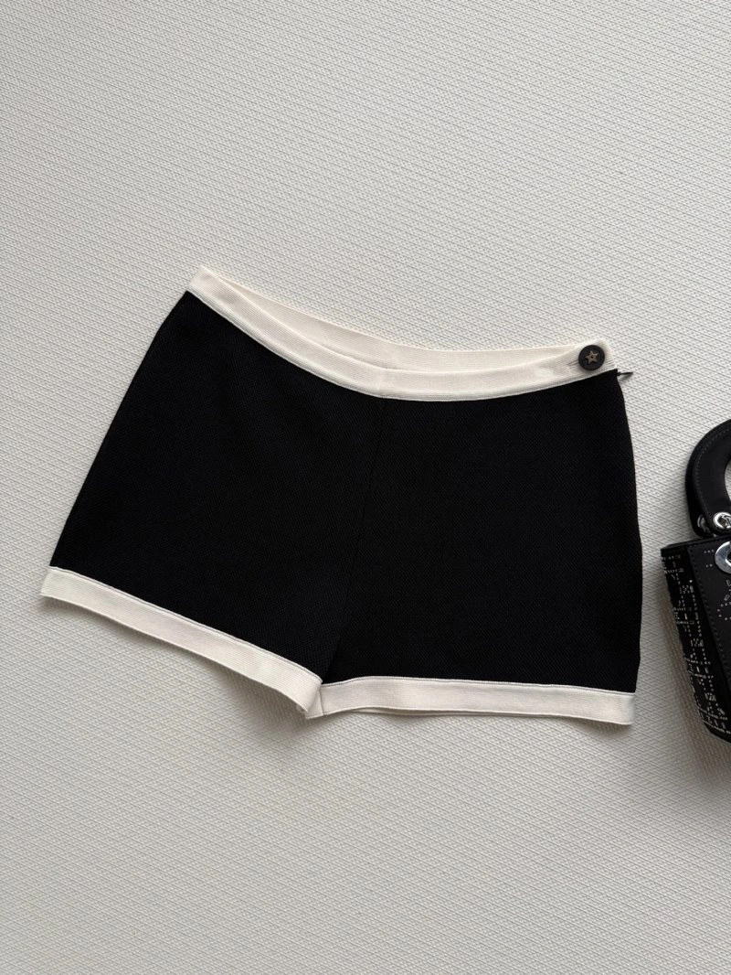 Sophisticated Christian Dior Short Pants 112862