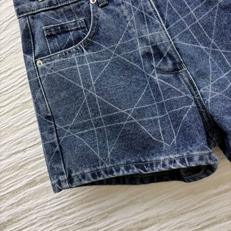 Sporty Christian Dior Short Pants 112855
