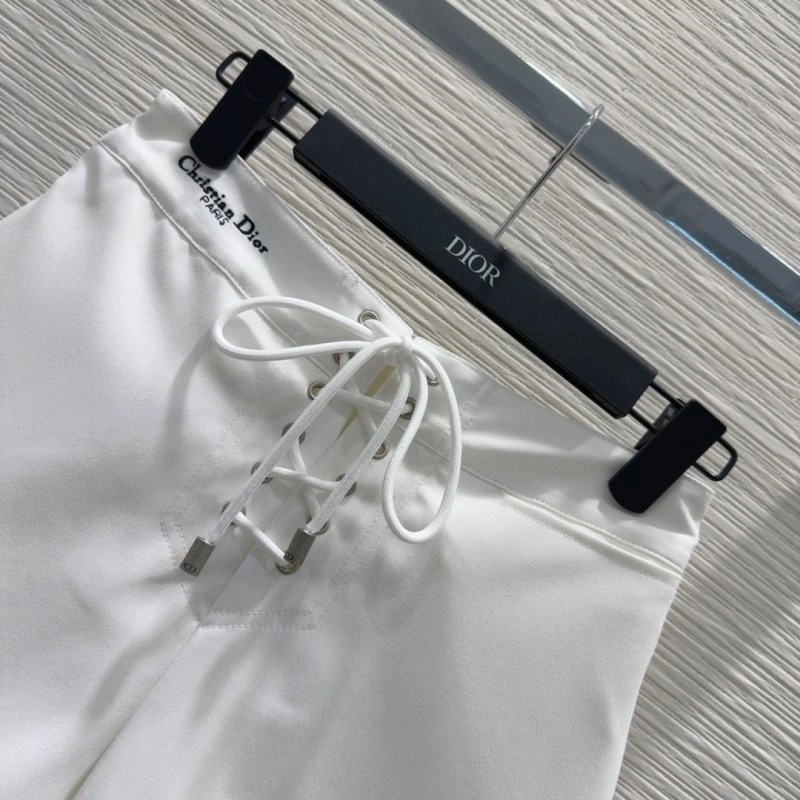 Christian Dior Short Pants Elegant 112840