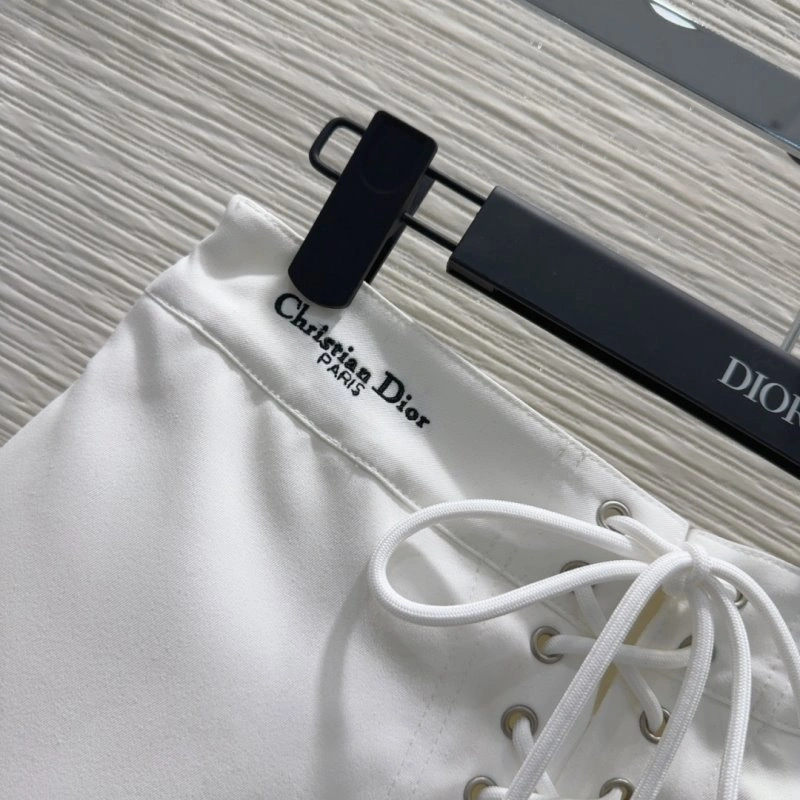 Christian Dior Short Pants Elegant 112840