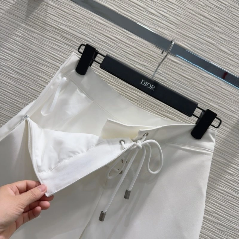 Christian Dior Short Pants Elegant 112840