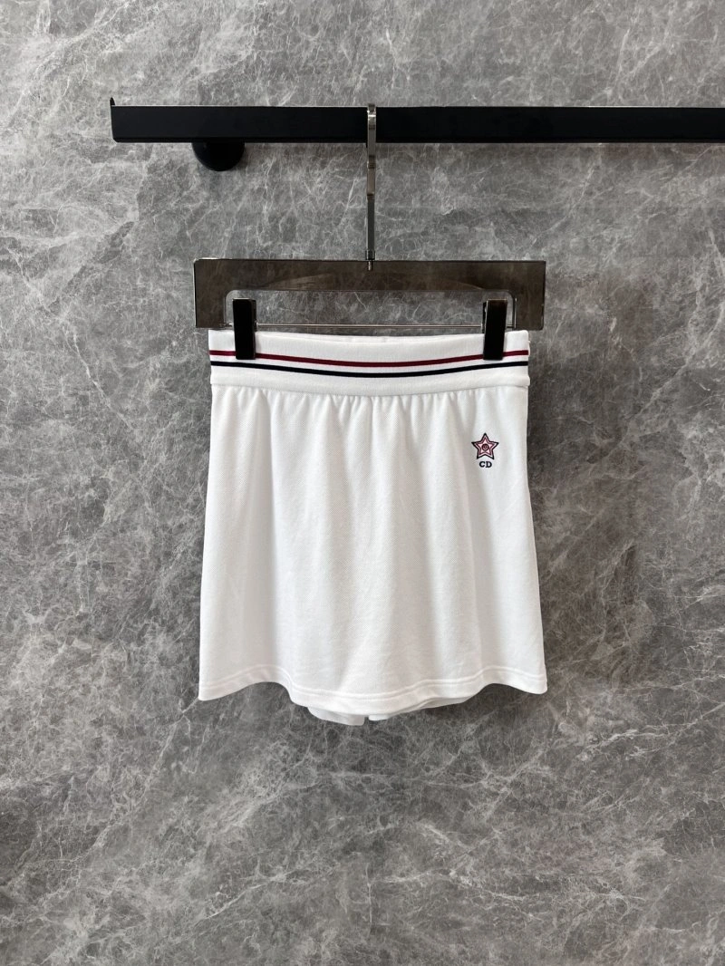 Elegant Christian Dior Short Pants 112854