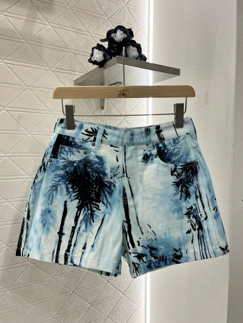 Stylish Christian Dior Short Pants 114312