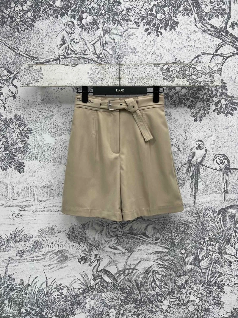 Sleek Christian Dior Short Pants 112039