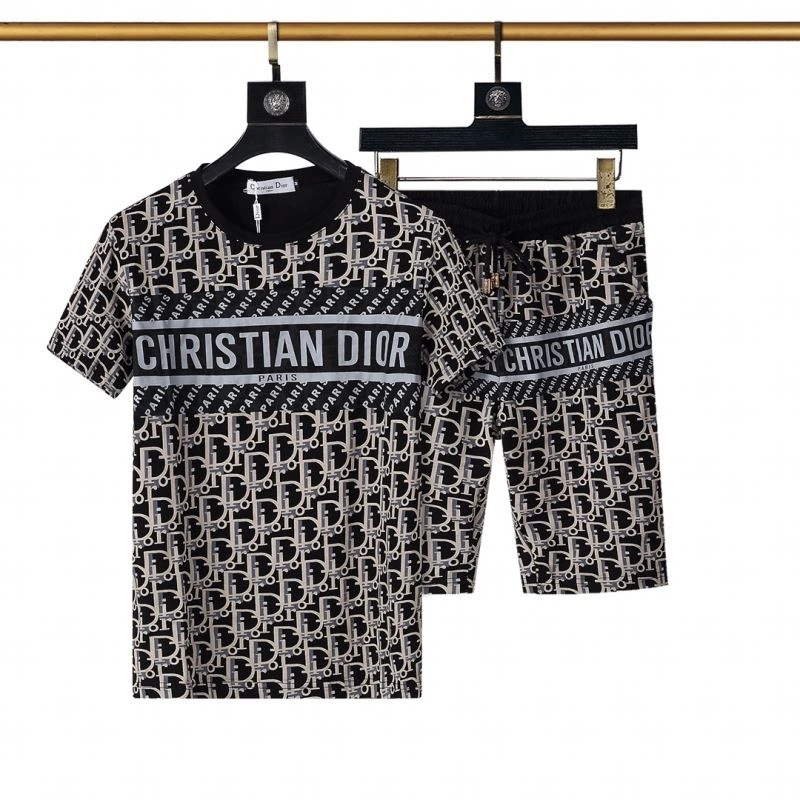Durable Christian Dior Short Suits 117462