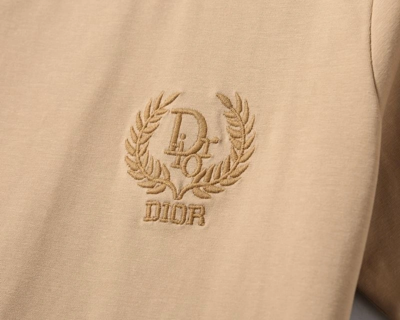 Contemporary Christian Dior Short Suits 117455