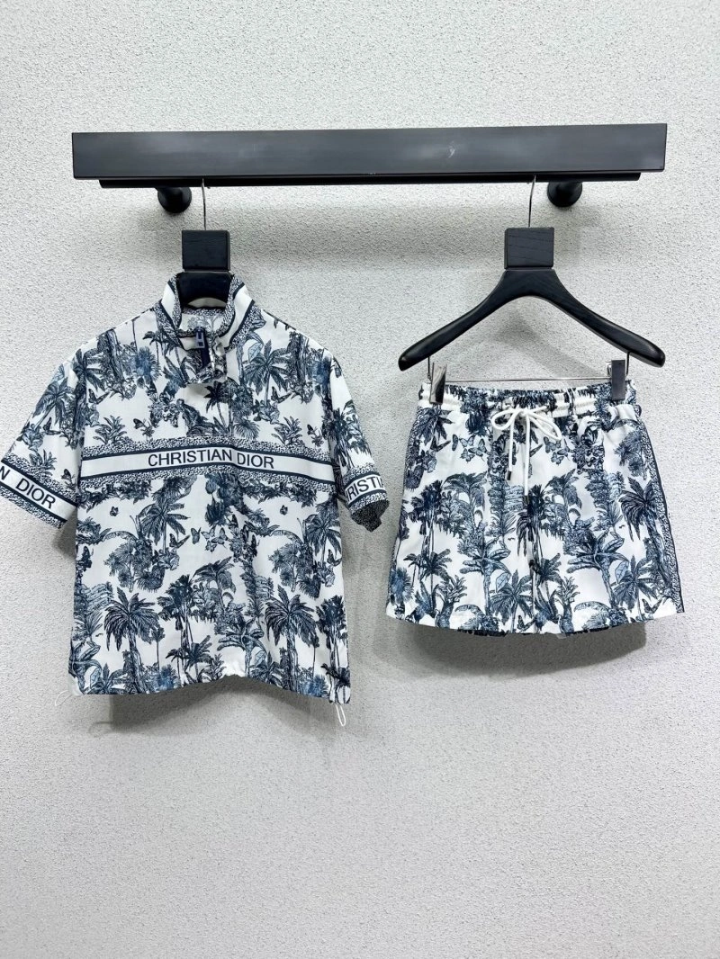 Comfortable Christian Dior Short Suits 112822