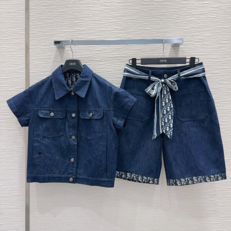 Christian Dior Short Suits ZeroBulk 112818
