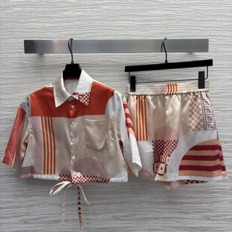 Christian Dior Short Suits Compact 114246