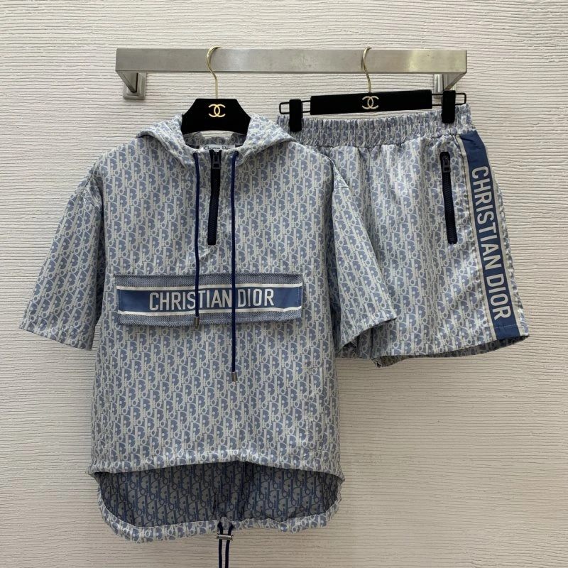 Bright Christian Dior Short Suits 112000