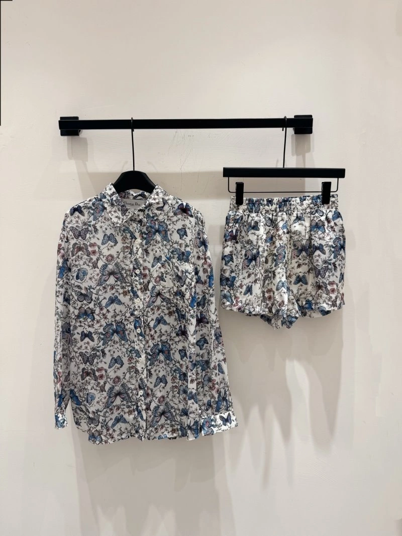 Cozy Christian Dior Short Suits 113700