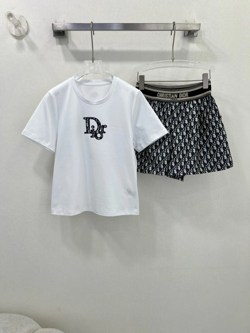 Premium Christian Dior Short Suits 113670