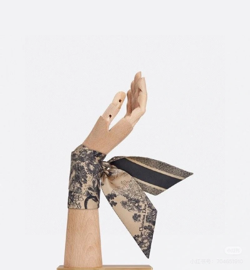 Christian Dior Silk Unique 272373