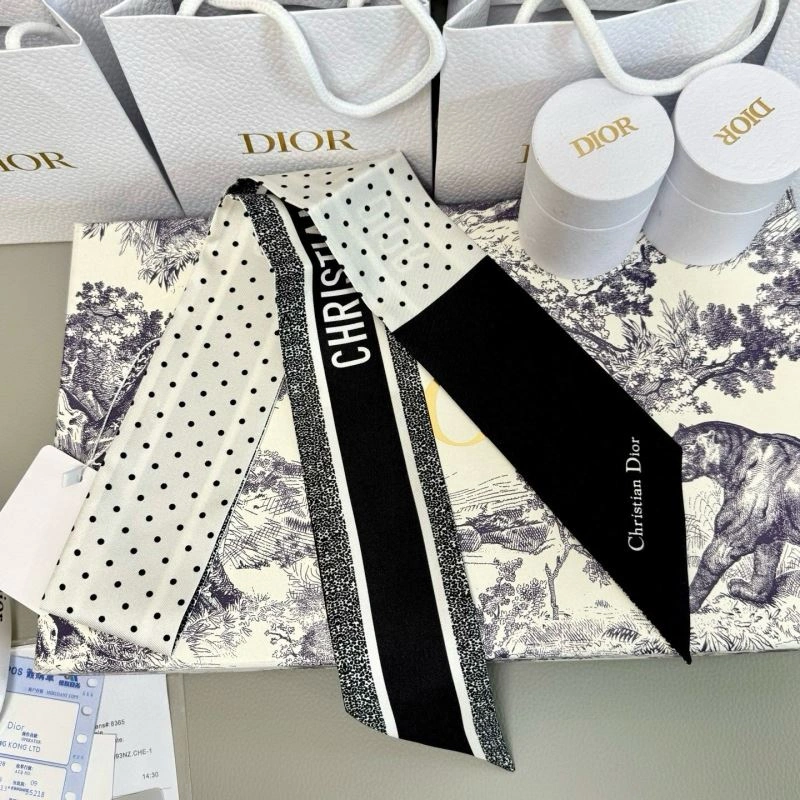 Stretchable Christian Dior Silk 272350