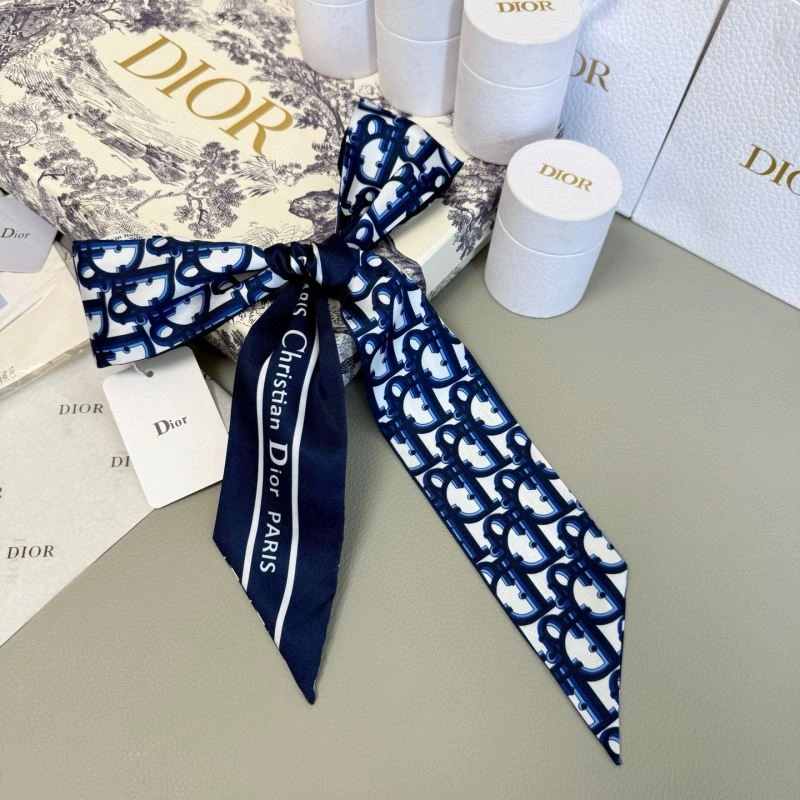Functional Christian Dior Silk 272313