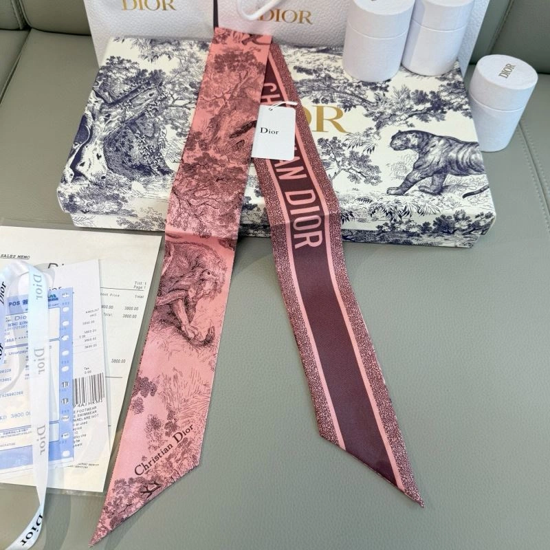 Contemporary Christian Dior Silk 272304