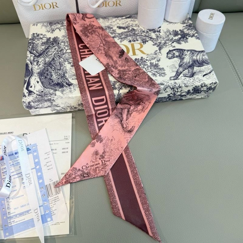 Contemporary Christian Dior Silk 272304