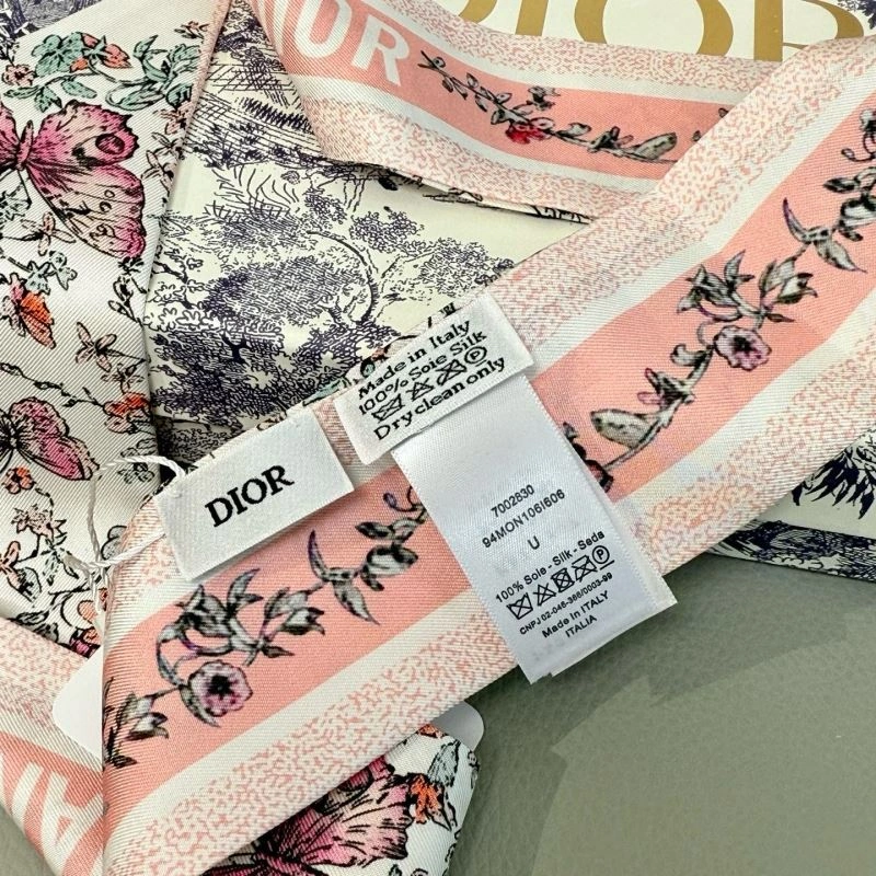 TechFriendly Christian Dior Silk 272310