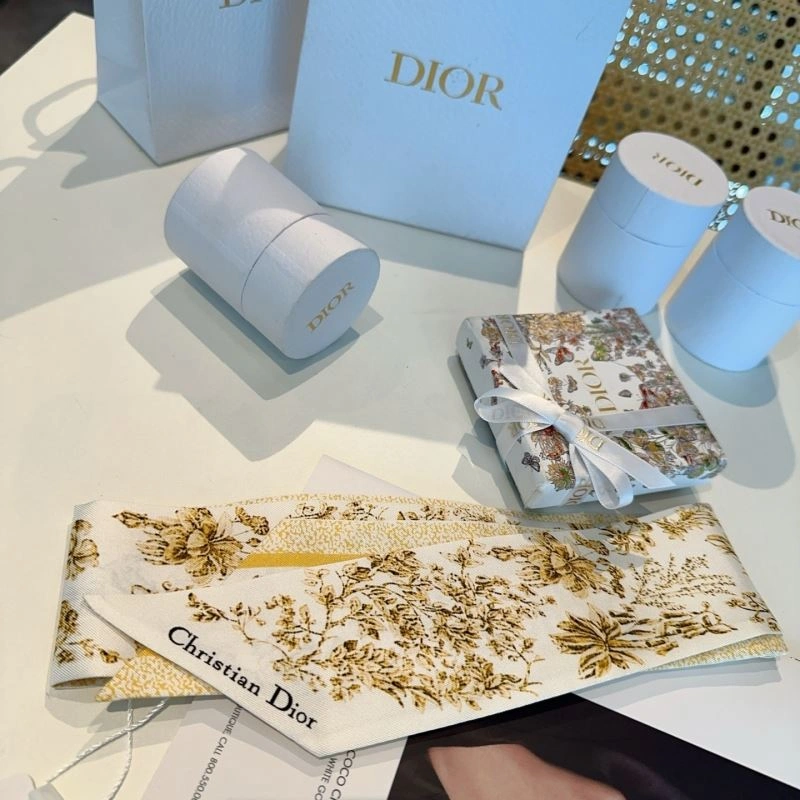 Christian Dior Silk Sustainable 272972