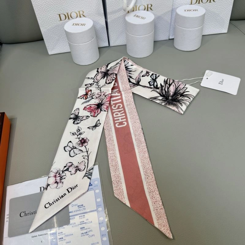 WellDesigned Christian Dior Silk 272939