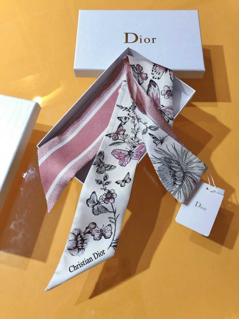 Supportive Christian Dior Silk 272932