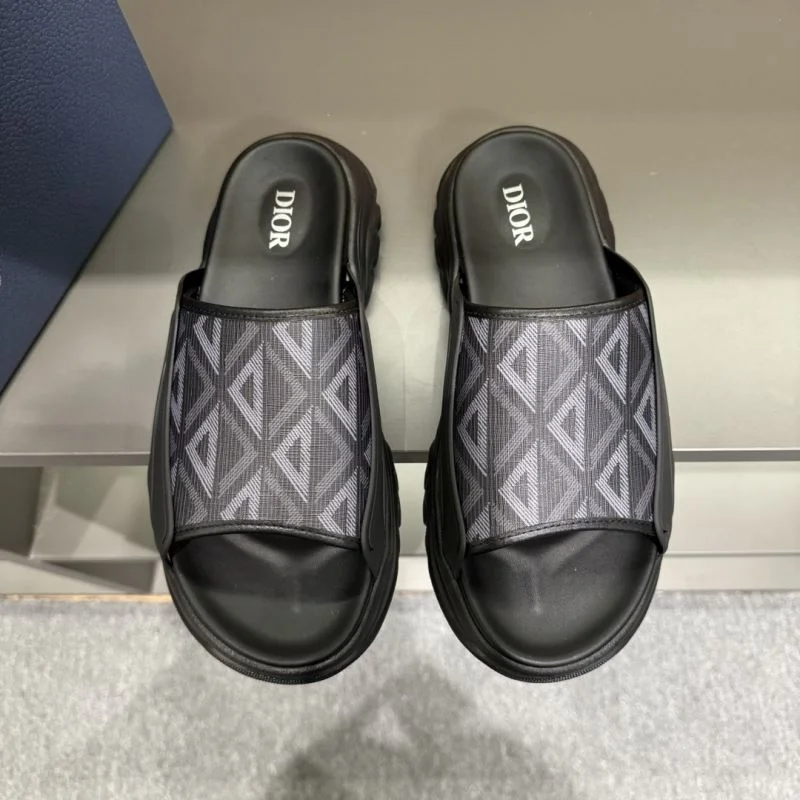 Popular Christian Dior Slippers 20590