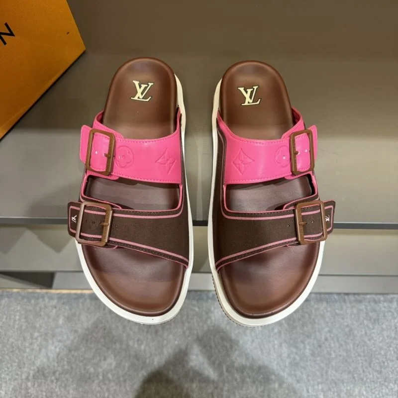 Practical Christian Dior Slippers 20570