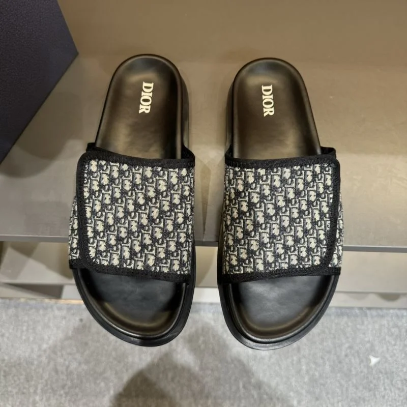 Christian Dior Slippers Versatile 20518