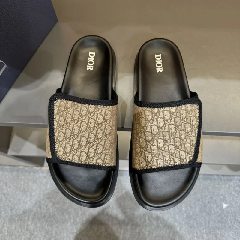 Christian Dior Slippers Compact 20516
