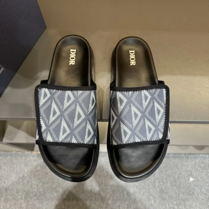 Christian Dior Slippers MoistureWicking 20511