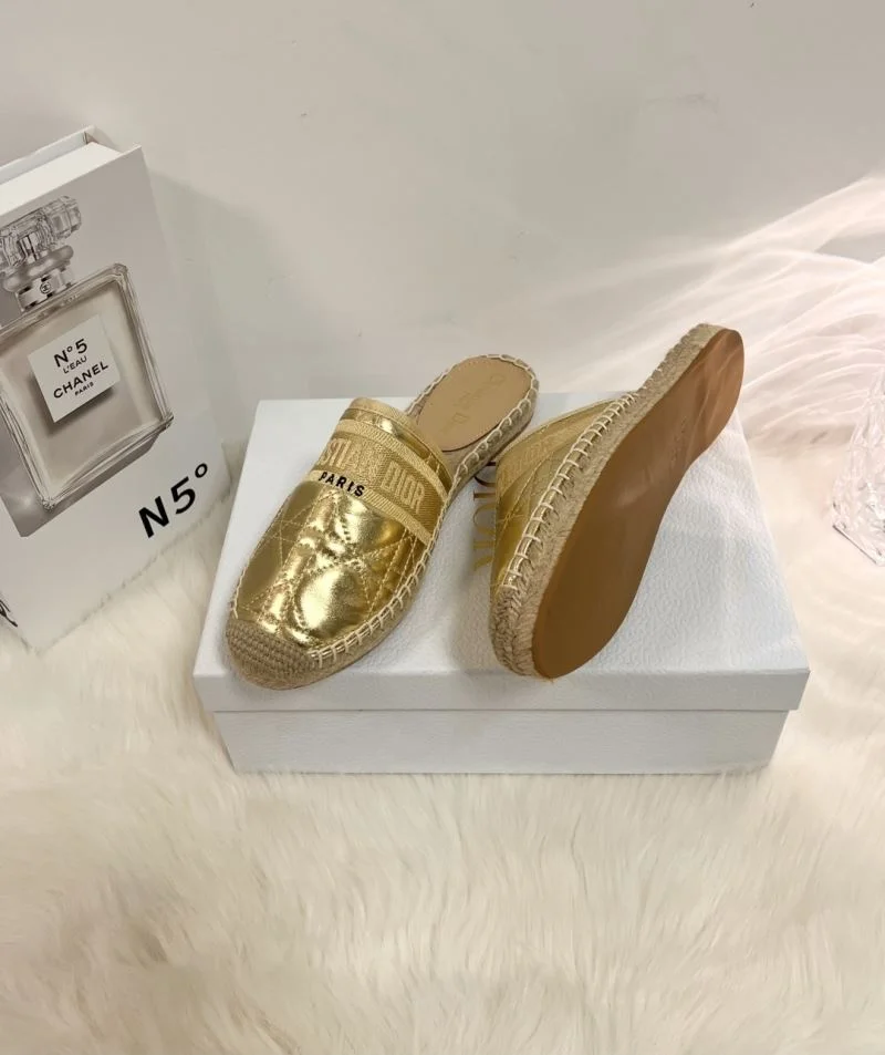 Sophisticated Christian Dior Slippers 21927